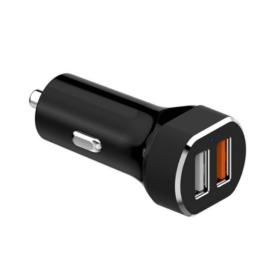 dau sac dien thoai nhanh QC3.0 tren xe hoi